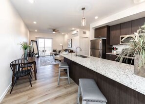 Interior - Peaceful Retreat Near Garden of the Gods (Colorado Springs)