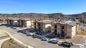 Exterior - Warm Home  Colorado Springs Views (Colorado Springs)