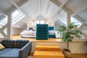 Cortinas opacas y sistema de insonorización