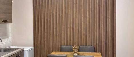 Habitación cuádruple superior | Comedor