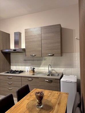 Superior Quadruple Room | Private kitchen