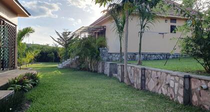 1-bedroom cottage in Sanga for your family / group getaway. 1.3km from main road