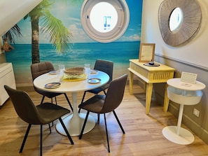 Dining - Chic apartment between the sea and palm trees (Hyères)