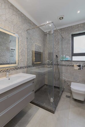 Bathroom - ELITE New Modern 3BR Apartment (New Cairo)