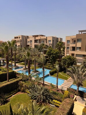 Pool - ELITE New Modern 3BR Apartment (New Cairo)