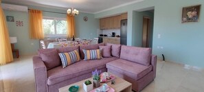 Comfort House, 2 Bedrooms, Balcony, City View | Living area - Thomas apartments Corfu (Corfu)