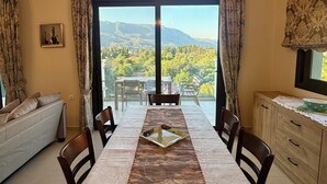 Biệt thự Cao cấp, lanai, quang cảnh vịnh | Khu phòng khách