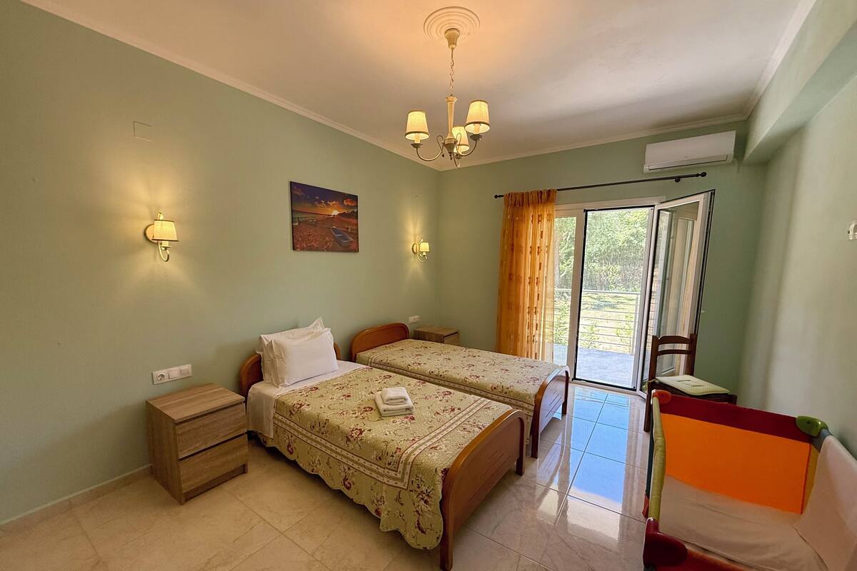 Comfort House, 2 Bedrooms, Balcony, City View