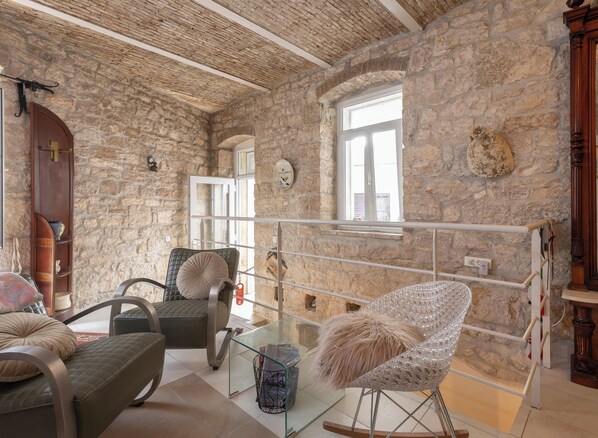 Interior - Art & mementos - holiday house Paloc (Supetar)