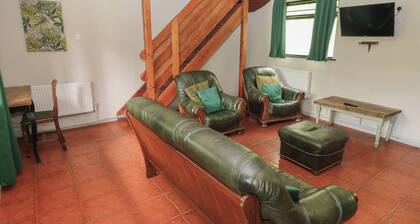 Cabin No. 12 - Salt and Fern Cabins