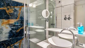 Dusche, Haartrockner