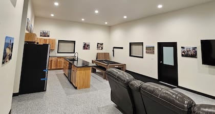 WLGS lodge, New build, located between Waubay and bitter lakes N.E. South Dakota