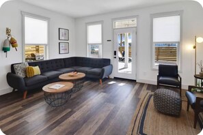 Living area - Simply Adventurous - On the Canal & By the Beach! (Mexico Beach)