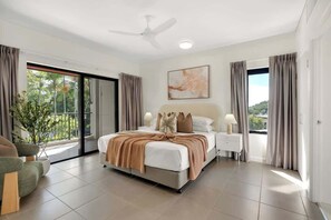 2 bedrooms, iron/ironing board, WiFi, bed sheets - Amalfi—Ocean Views & Pool near Beach & Restaurants (Trinity Beach)
