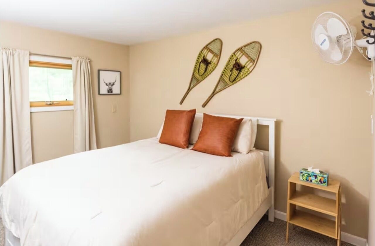 4 bedrooms, WiFi, bed sheets
