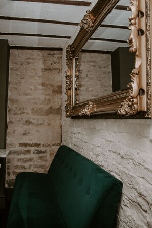 Maison Exclusive, salle de bains attenante (Allington Manor )