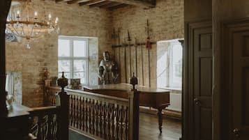 Exclusive House, Ensuite (Allington Manor ) | Property grounds