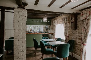 Exclusive House, Ensuite (Allington Manor )