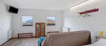 Portas de Caminha III Studio with Shared Terrace, Balcony and Wi-Fi