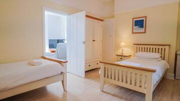 2 bedrooms, individually decorated, individually furnished, free WiFi
