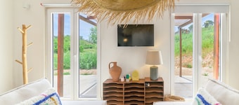 Holiday Home 'Cozy Countryside Studio' with Private Terrace, Private Garden and Wi-Fi