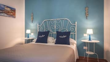 Economy Double Room, Garden View