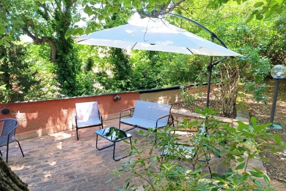 Superior Double Room, Garden View | Terrace/patio