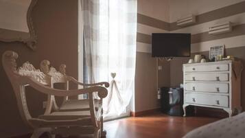 Superior-Doppelzimmer, Gartenblick | Wohnbereich