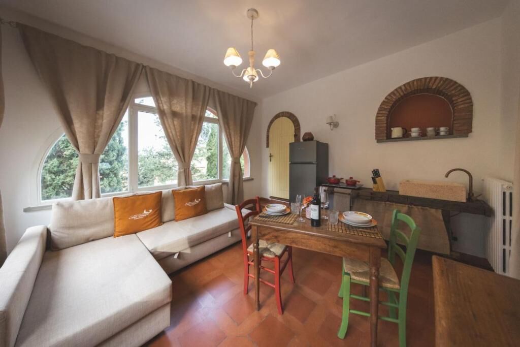 华丽公寓, 花园景观 | 起居区