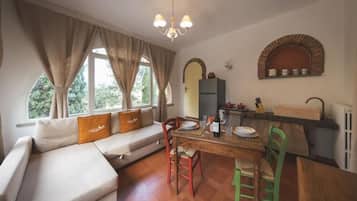 Apartamento luxo, vista para o jardim | Área de estar