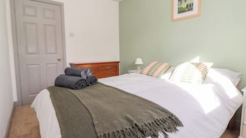 3 bedrooms, WiFi (free), individually decorated, individually furnished