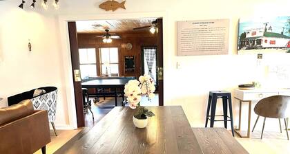 Albert's By The Lighthouse: Historic Home with Modern Updates