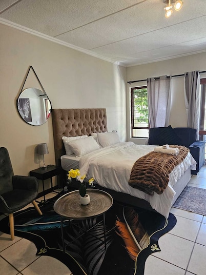 Stunning Studio Apartment In Fourways