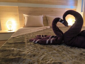 2 bedrooms, WiFi, bed sheets - s+1 new luxury beach 3 min smart entrance (Yasmine Hammamet)