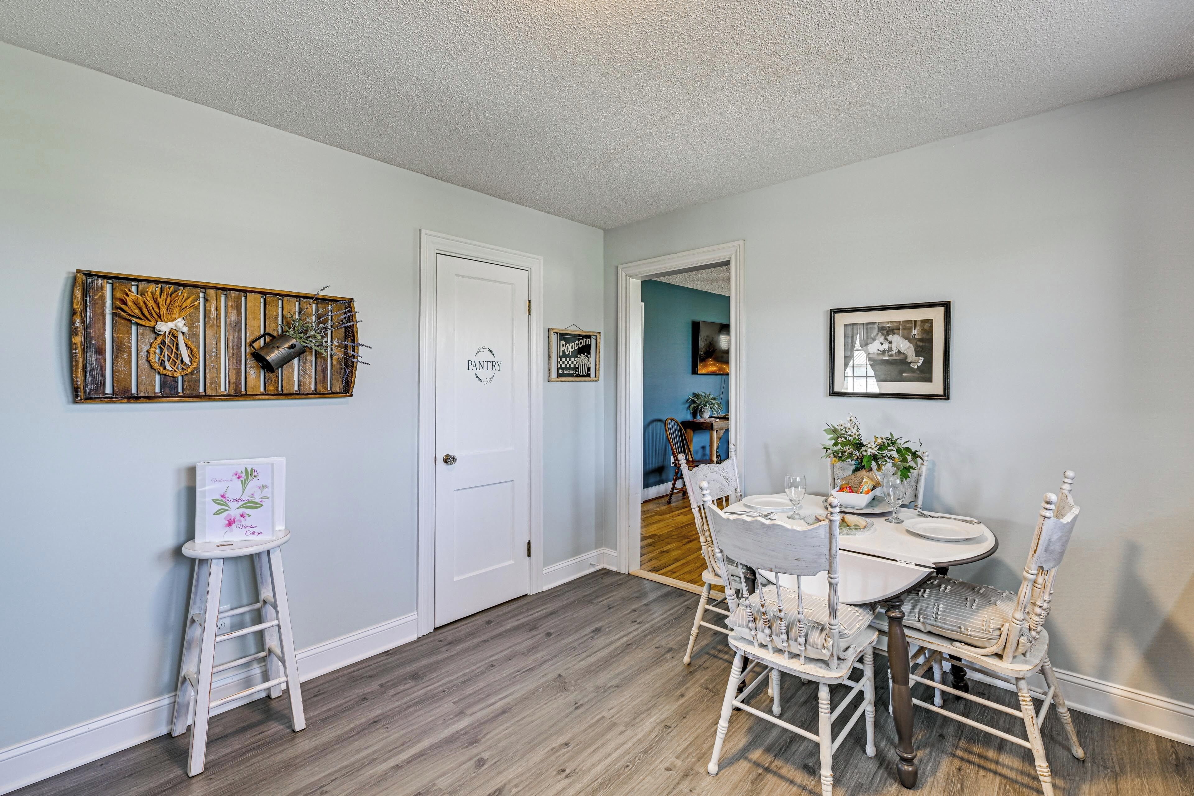 House (2 Bedrooms) | Interior