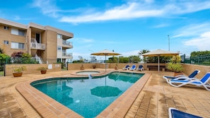Pool - Oceanfront centrally located 2 bedroom apartment with pool (Alexandra Headland)