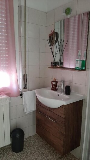Bathroom - IL RAGNO D'ORO (RHO)