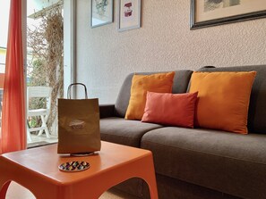 TV - Appartement Les Yuccas T2 avec parking Le Grau du Roi (Le Grau-du-Roi)