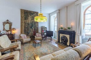 Living area - Casa de Fagilde - A Timeless Refuge in the Countryside, Close to Porto (Canedo)