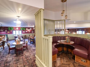 Cottage | Dining - Mayfly Lodge (Bodmin)