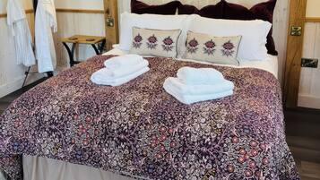 Cottage | 1 bedroom, WiFi (free), individually decorated, individually furnished
