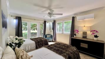 2 bedrooms, iron/ironing board, Internet, bed sheets