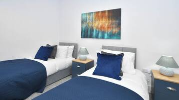 WiFi, bed sheets