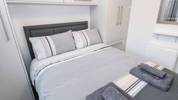 2 bedrooms, WiFi (free), individually decorated, individually furnished