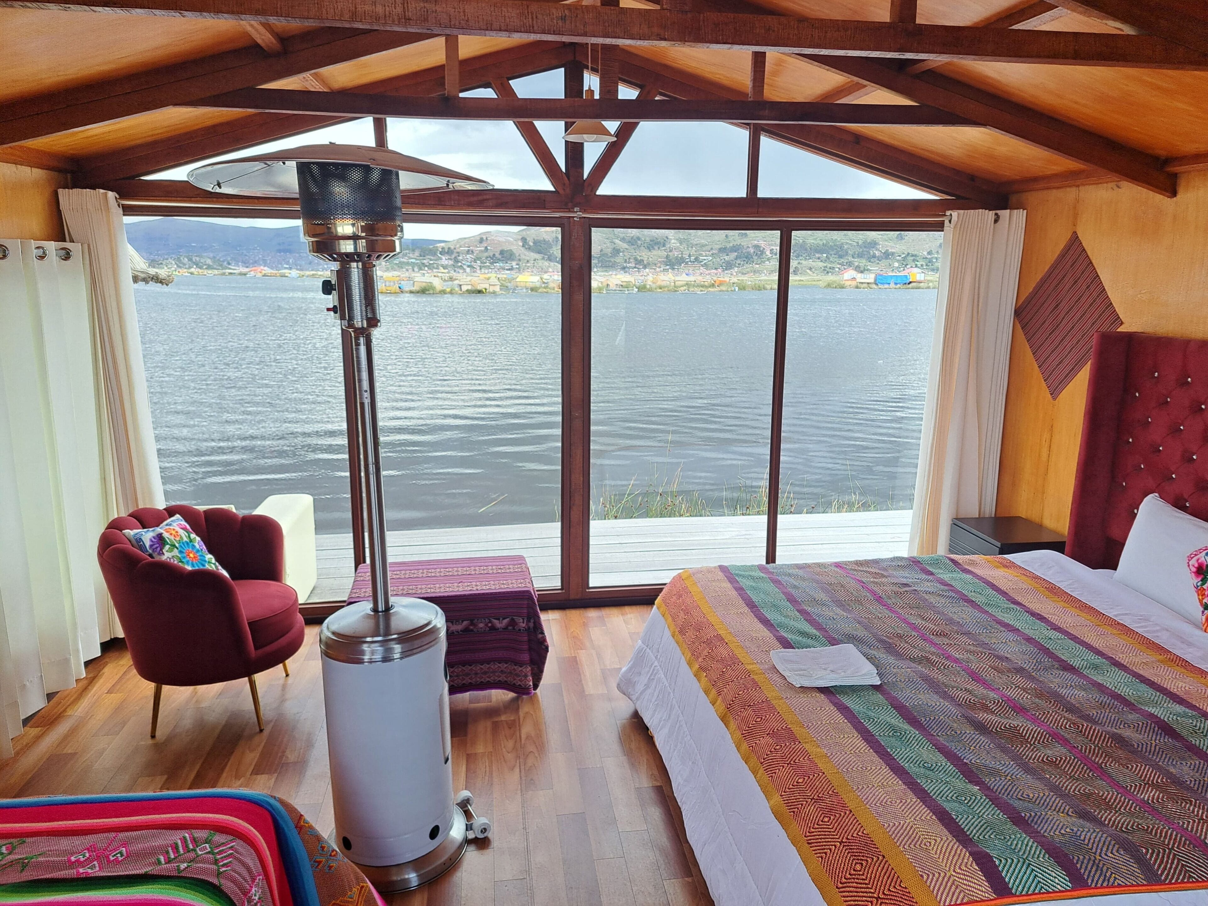 Deluxe suite, balkon, uitzicht op meer