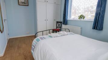 2 dormitorios, wifi gratis, decoración individual