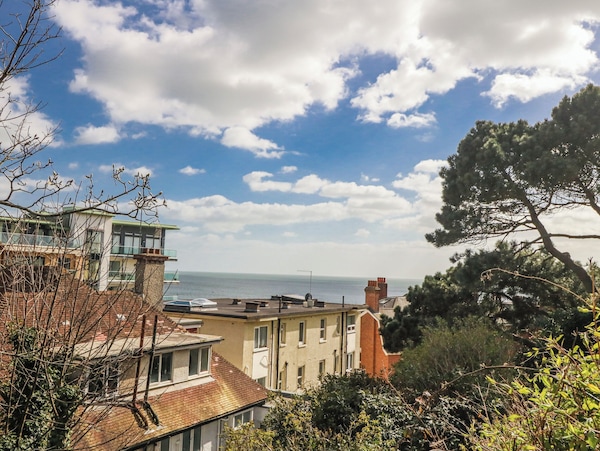 Clifftop House - Bournemouth