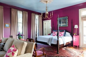 Room - The Big Muddy Inn & Blues Room in Beautiful Natchez, MS- B. B. King Suite (Natchez)