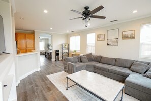 Luokittelematon kuva, 2 kautta 16, painike