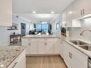 Interior - Beach Break  3 bed 3 bath (Navarre Beach)